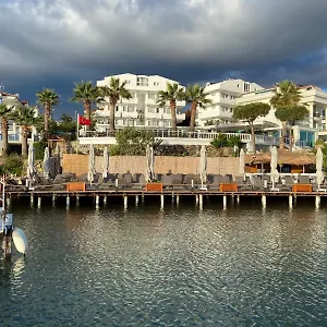 2* Otel Cunda Panorama